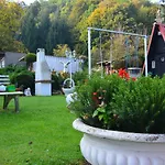 Apartamento Alluring Holiday In Blankenburg With Garden
