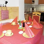 Alluring Holiday In Blankenburg With Garden Apartamento *